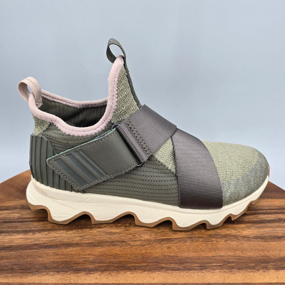 Sorel Kinetic Shoes Womens 6 Olive Green Stretch Strap Low Top Athletic Sneakers